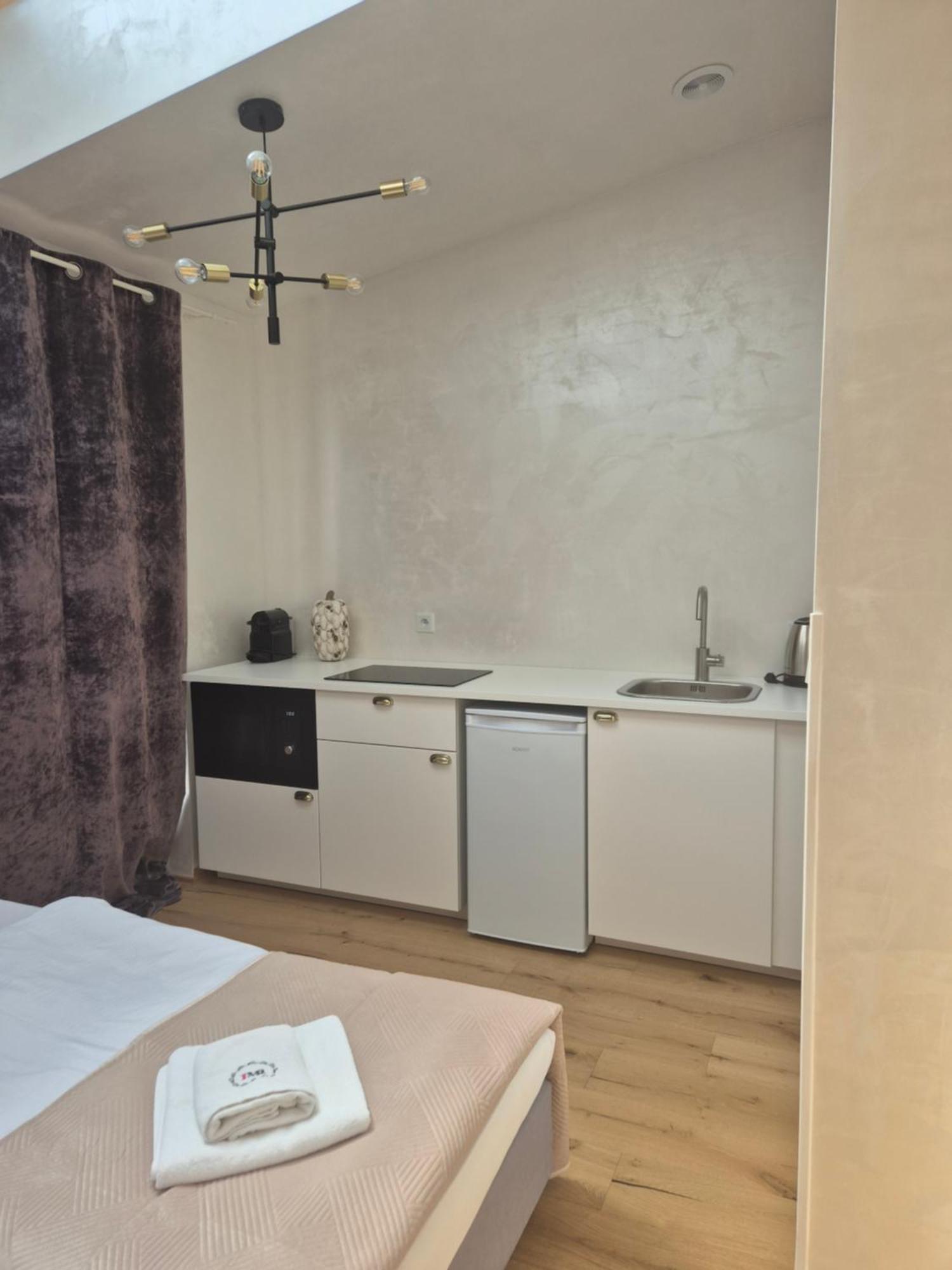 Aparthotel Miodowa 25 Kraków Zewnętrze zdjęcie