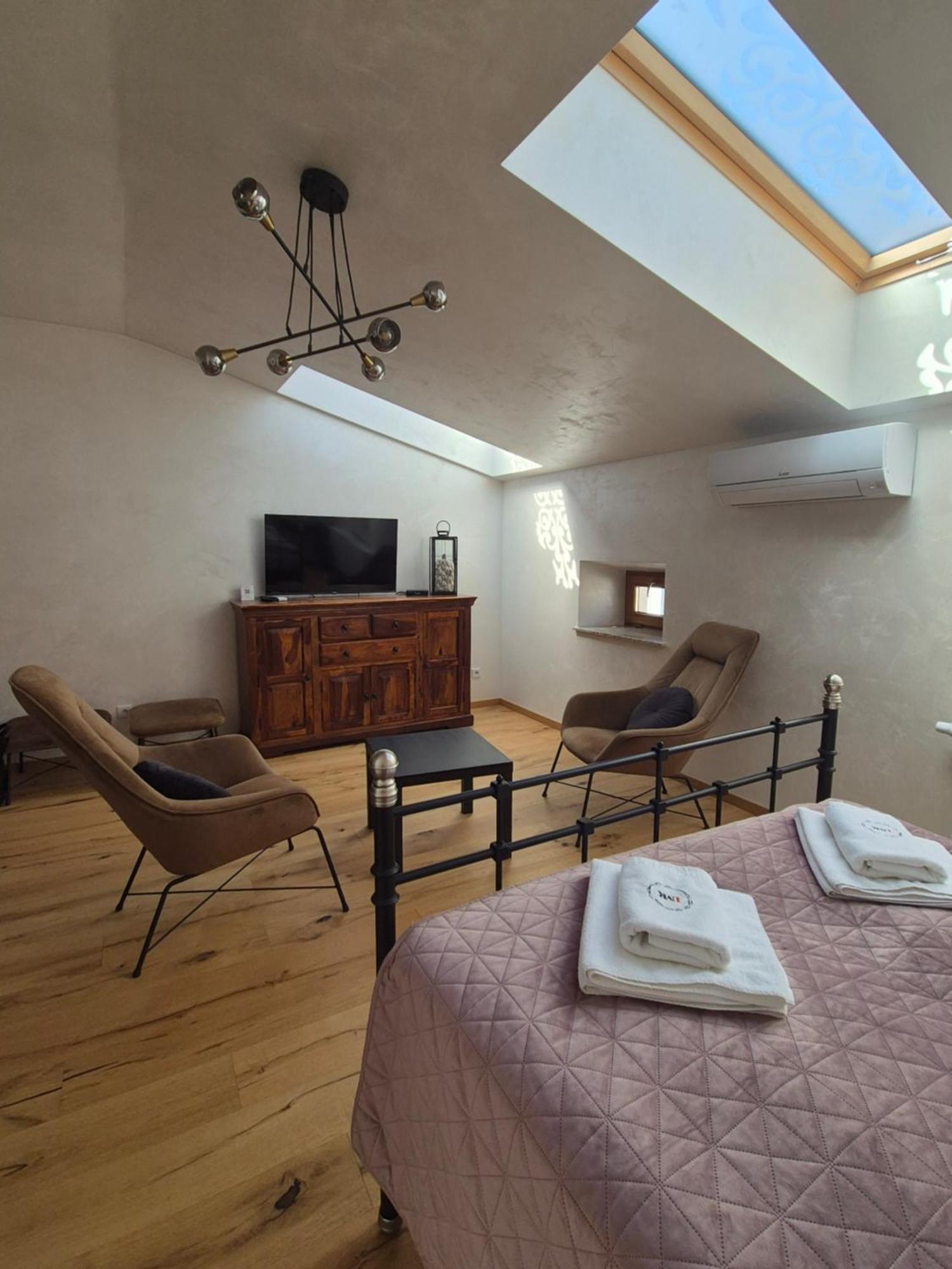 Aparthotel Miodowa 25 Kraków Zewnętrze zdjęcie